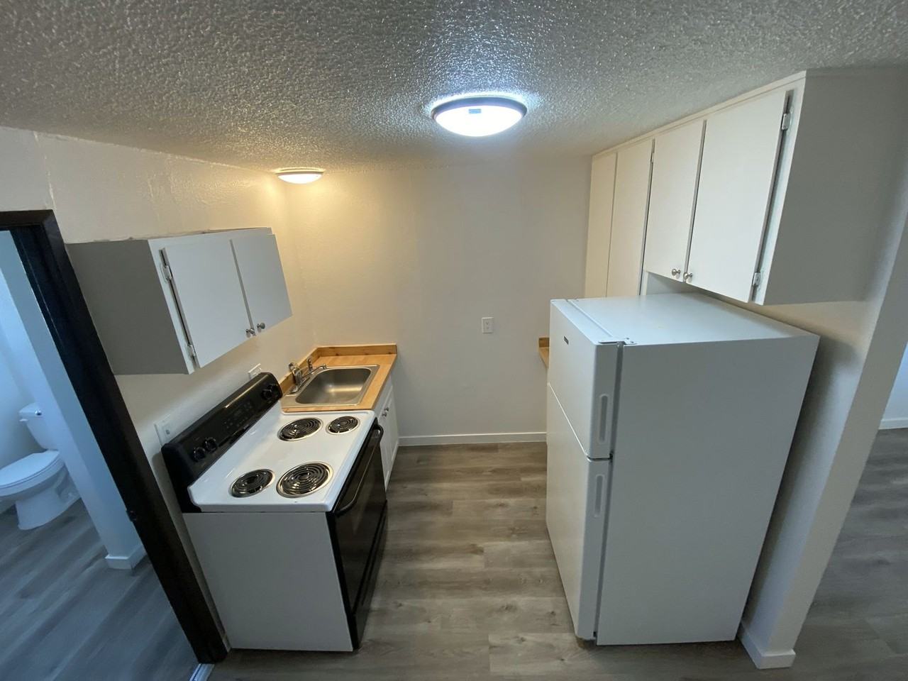 Olive Park Avenue Apartments - Photo 4 of 42
