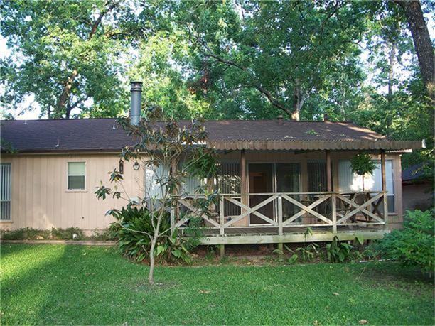 284 Colonial Ct - Photo 2 of 14