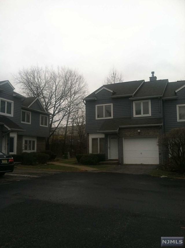 6 Cross Meadows - Photo 2 of 19