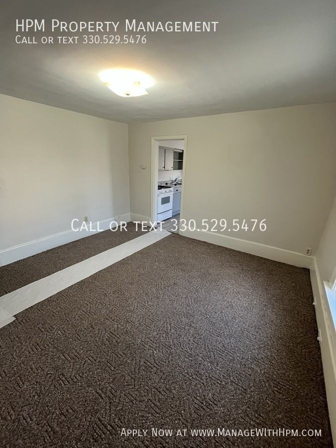 24 Grand Ave #3 - Photo 3 of 8