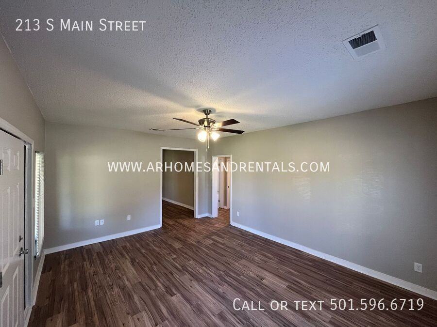 213 S Main St - Photo 2 of 18