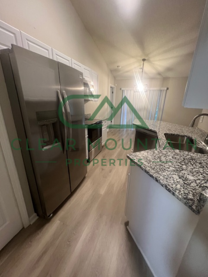 1 Egret Ct - Photo 4 of 13