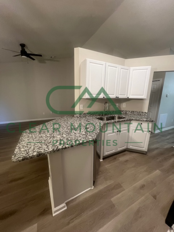 1 Egret Ct - Photo 7 of 13