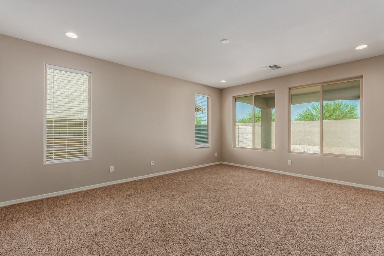 8854 West Palo Verde Drive - Photo 2 of 40