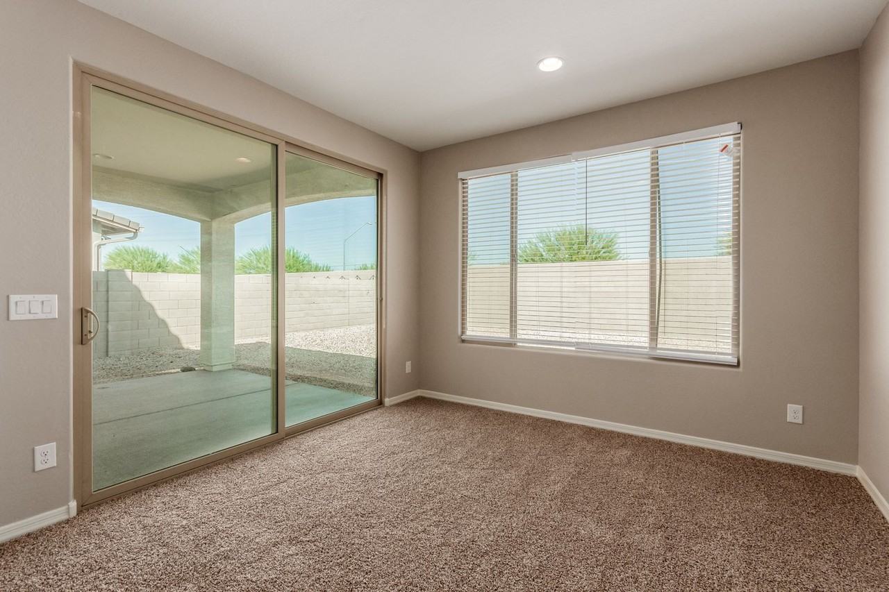 8854 West Palo Verde Drive - Photo 7 of 40