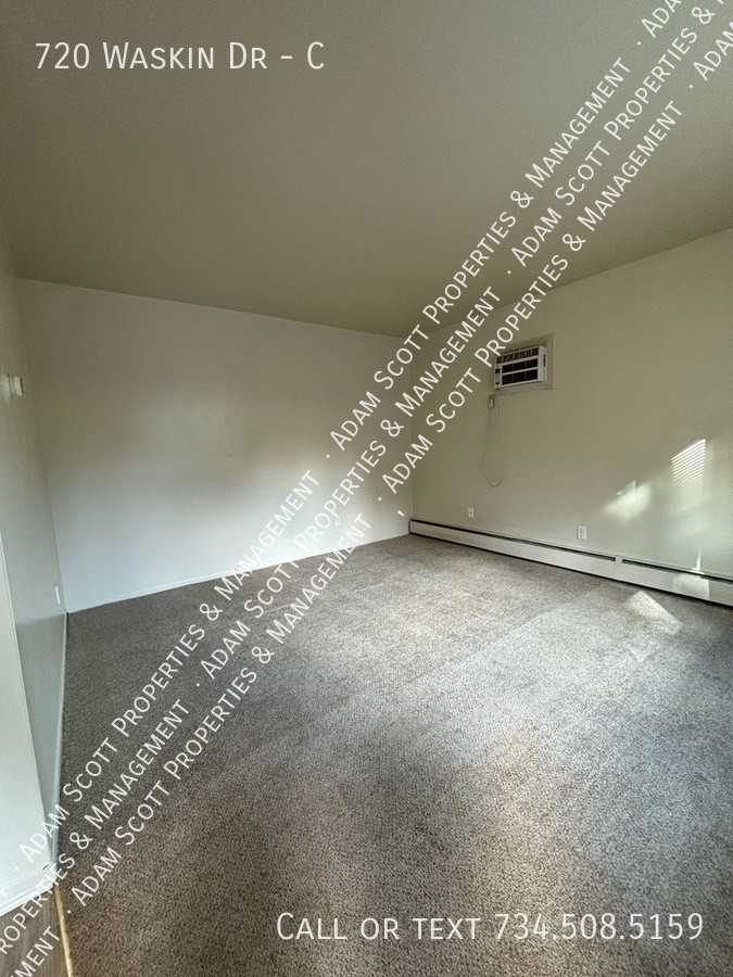 720 Waskin Dr #C - Photo 3 of 8