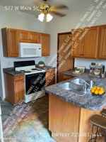 featured image of 577 Main St W #17