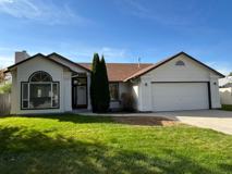 411 N Edgewood Ln - Photo 1 of 1