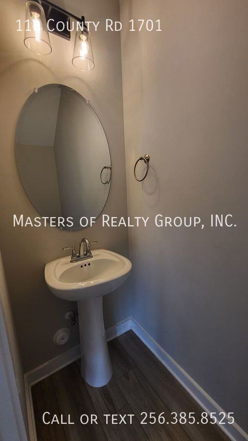 110 County Road 1701 - Photo 2 of 19