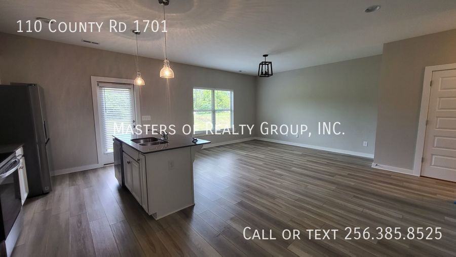 110 County Road 1701 - Photo 4 of 19