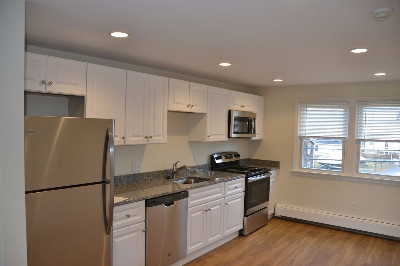 Merrimac Street Apartments - Photo 3 of 6