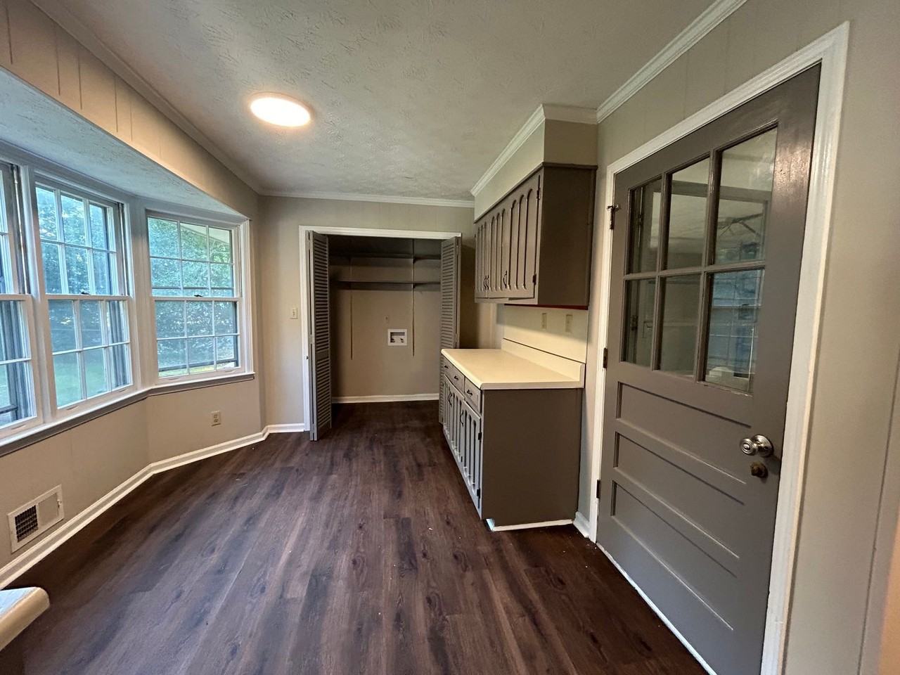 2000 Forest Dr - Photo 6 of 21