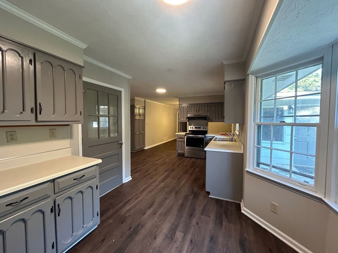 2000 Forest Dr - Photo 7 of 21