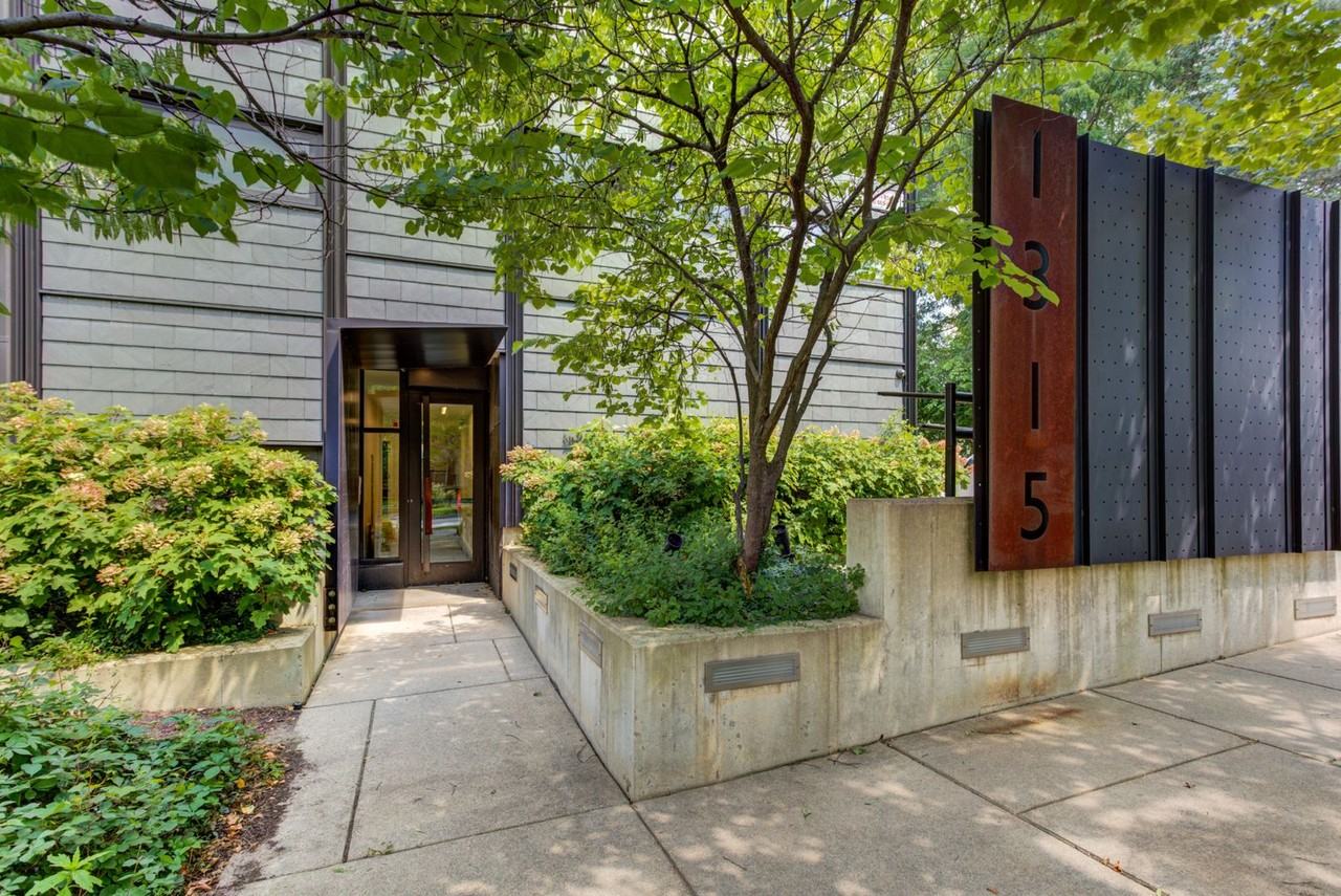 The Cube - Photo 3 of 12