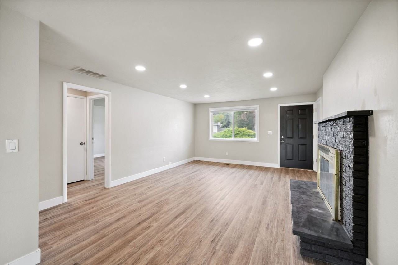Streamside Duplex - Photo 2 of 22