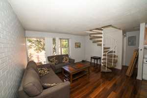 featured image of 543 Church St