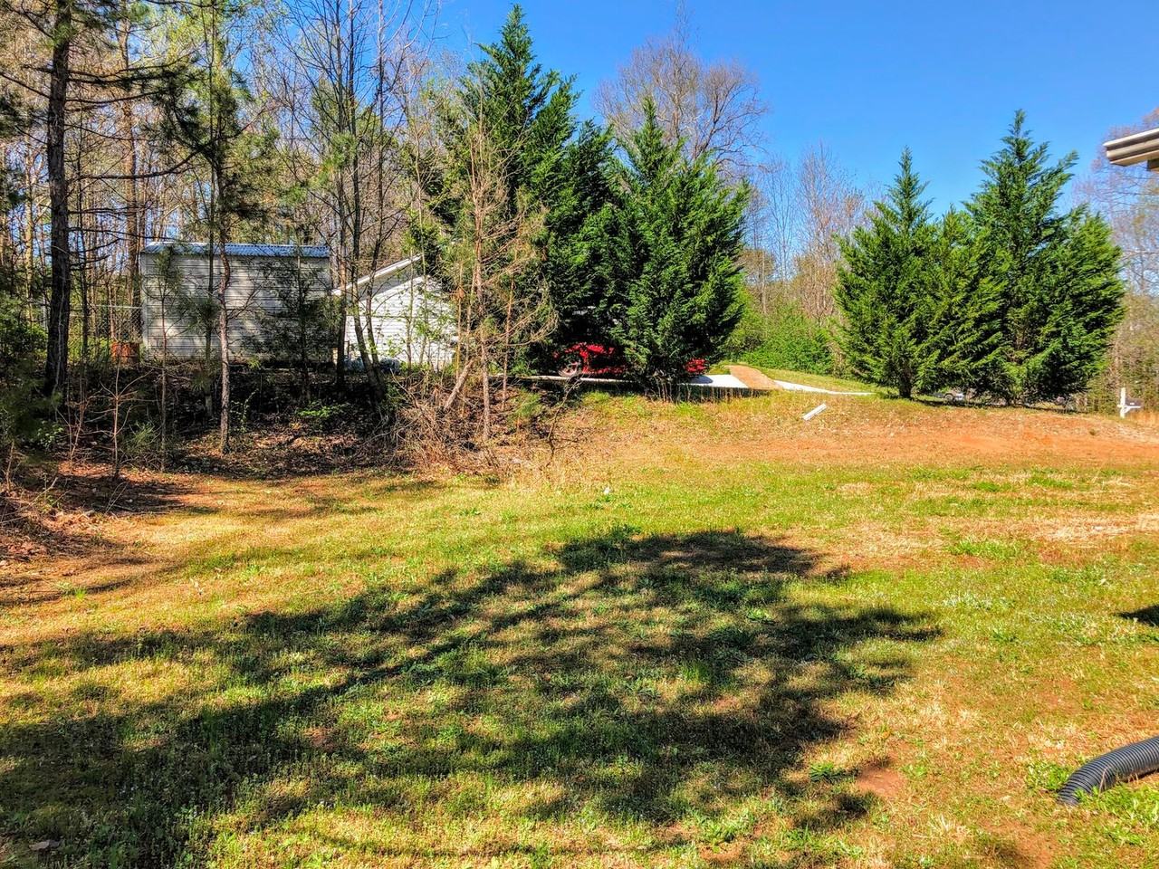 173 Autumn Dr - Photo 3 of 13