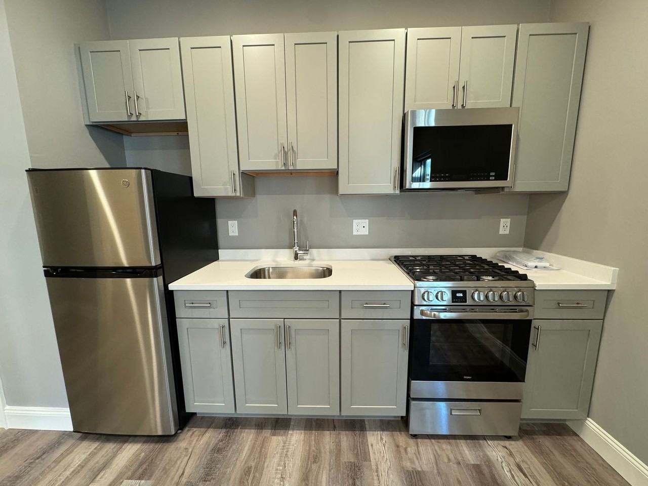 Welcome to 1499 in Revere, MA Steps from the Blue Line! - Photo 6 of 9