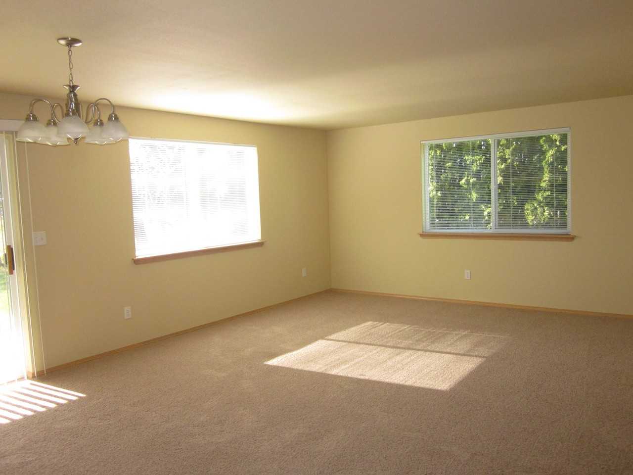 Malick - Salmon Complex - Photo 3 of 8