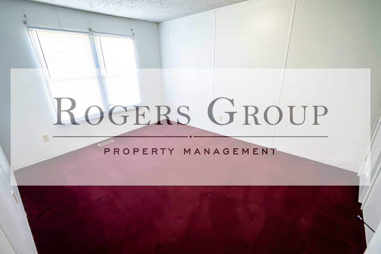 1219 Julian Smith Rd - Photo 3 of 10