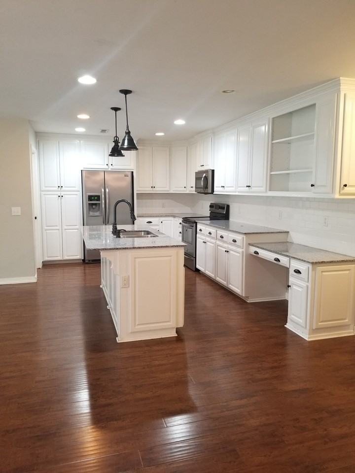 308 Arrowhead Dr - Photo 5 of 29