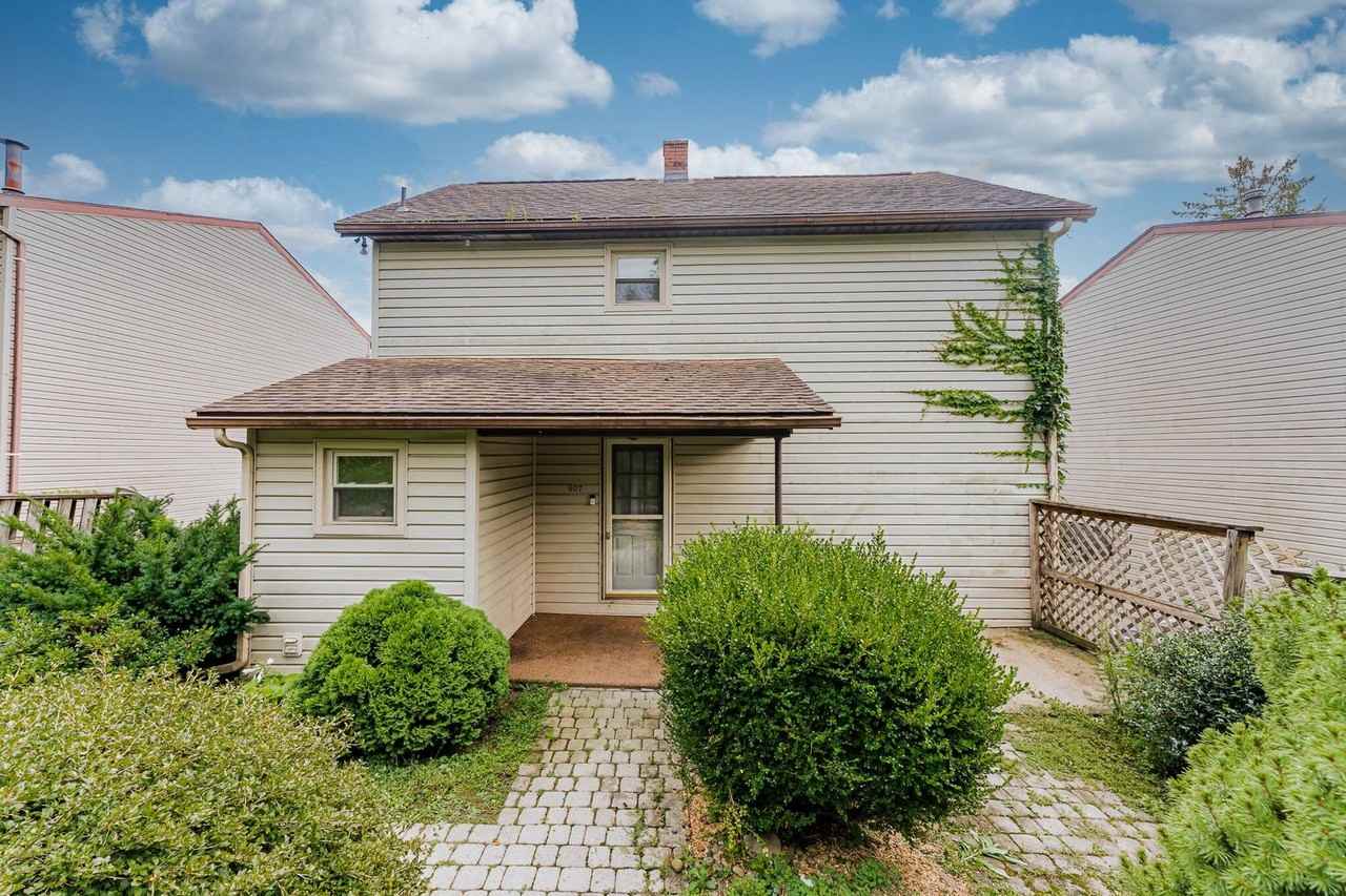 607 Junction St - Photo 3 of 12