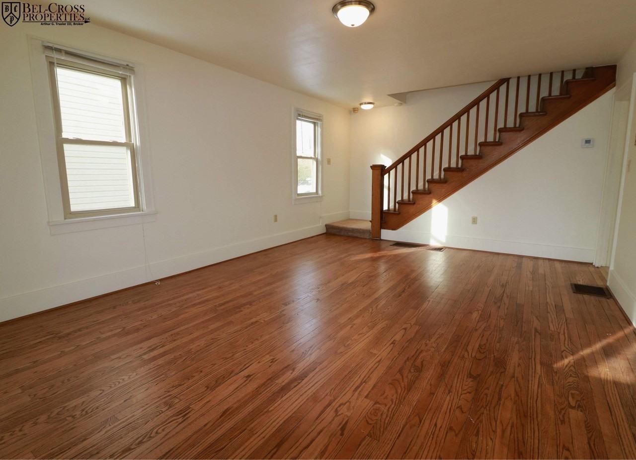 607 Junction St - Photo 5 of 12