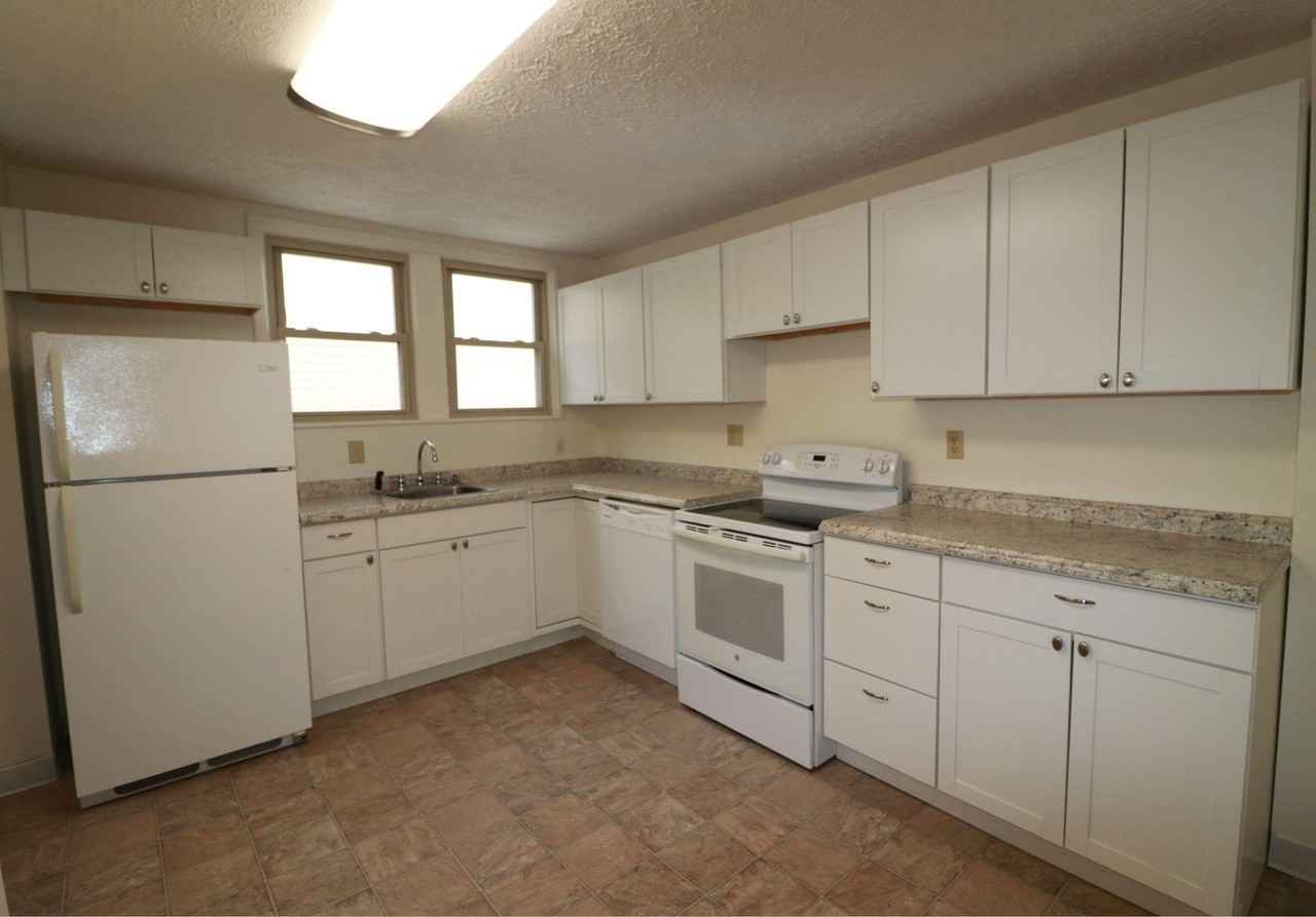 607 Junction St - Photo 6 of 12