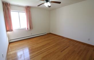 675 Killarney Dr - Photo 1 of 1