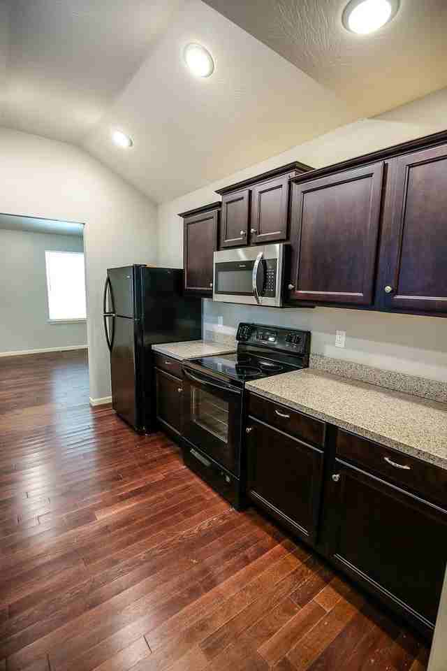 615 E Meadowmere St - Photo 3 of 16