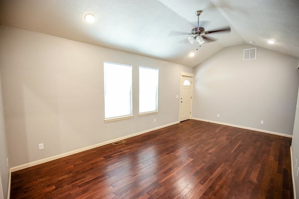 615 E Meadowmere St - Photo 6 of 17