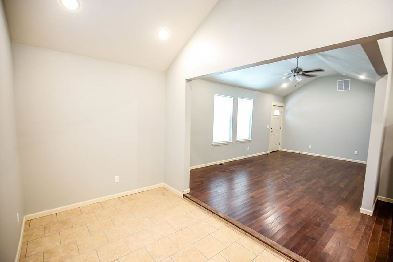 615 E Meadowmere St - Photo 7 of 17
