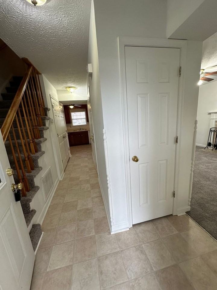 783 Winslow Dr - Photo 2 of 21