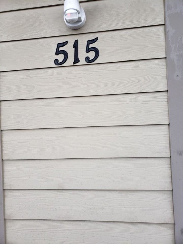 515 Adams St - Photo 2 of 9