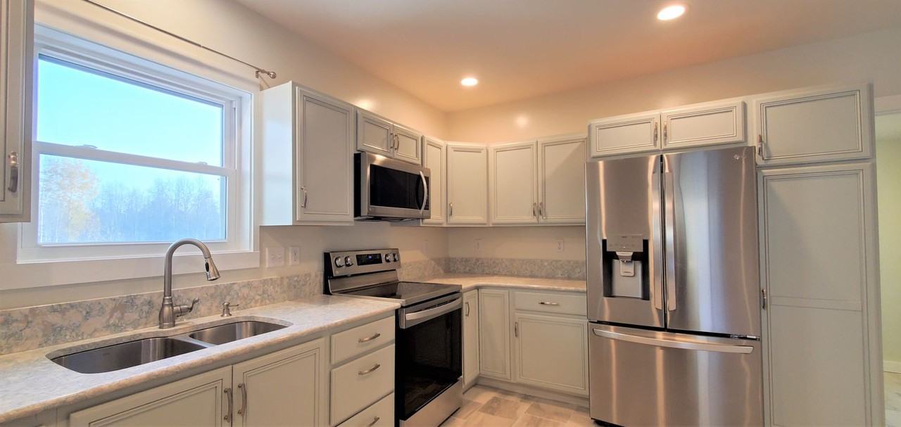 12053 Goose Rd - Photo 3 of 40