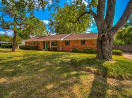 featured image of 908 Birch Dr
