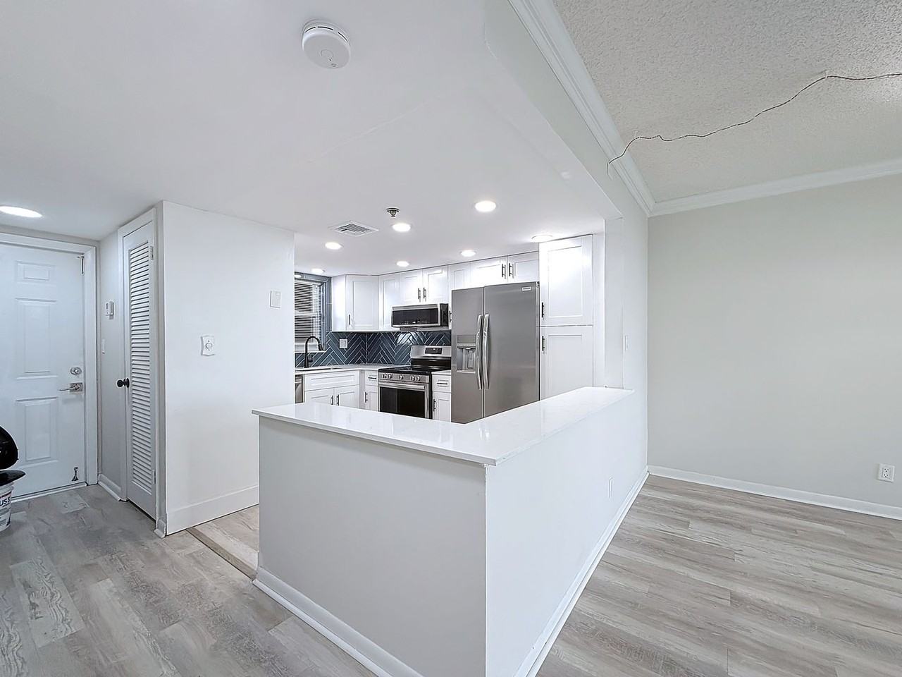 3150 W Rolling Hills Cir - Photo 4 of 50