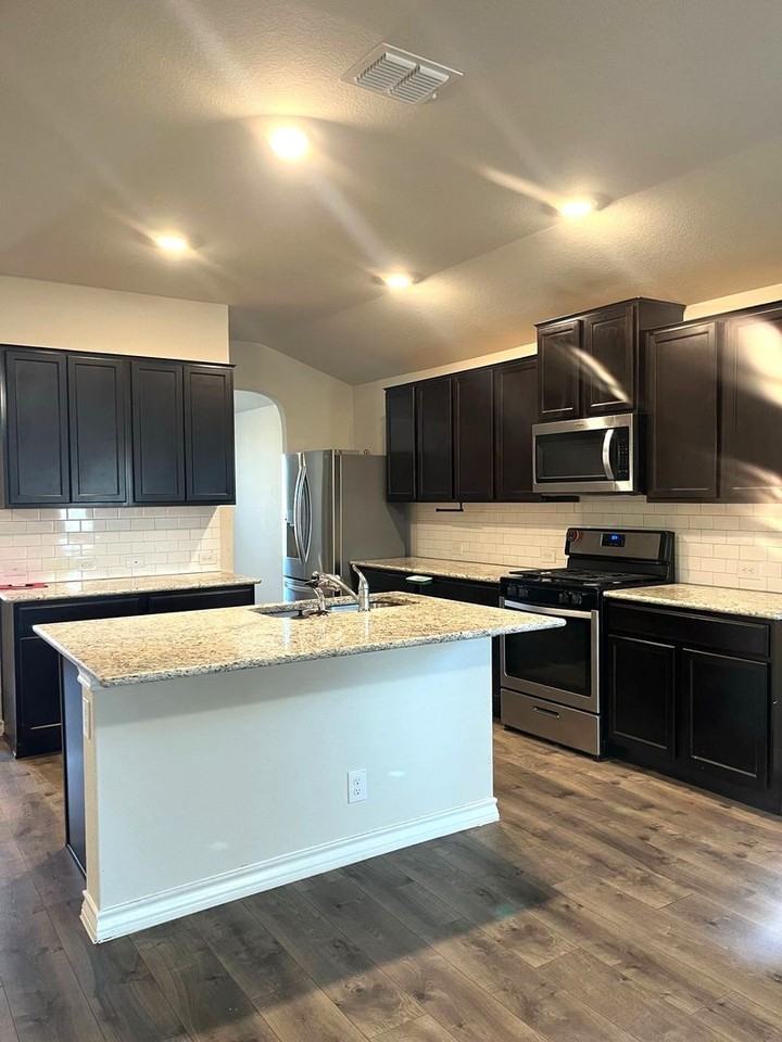 13210 Desana Spgs - Photo 3 of 16