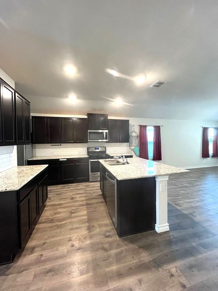 13210 Desana Spgs - Photo 4 of 16