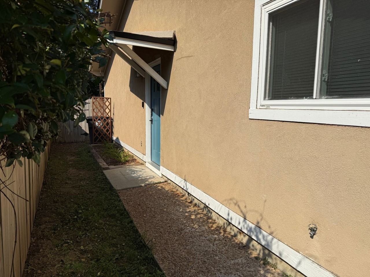 1796 Dax Ct - Photo 2 of 14