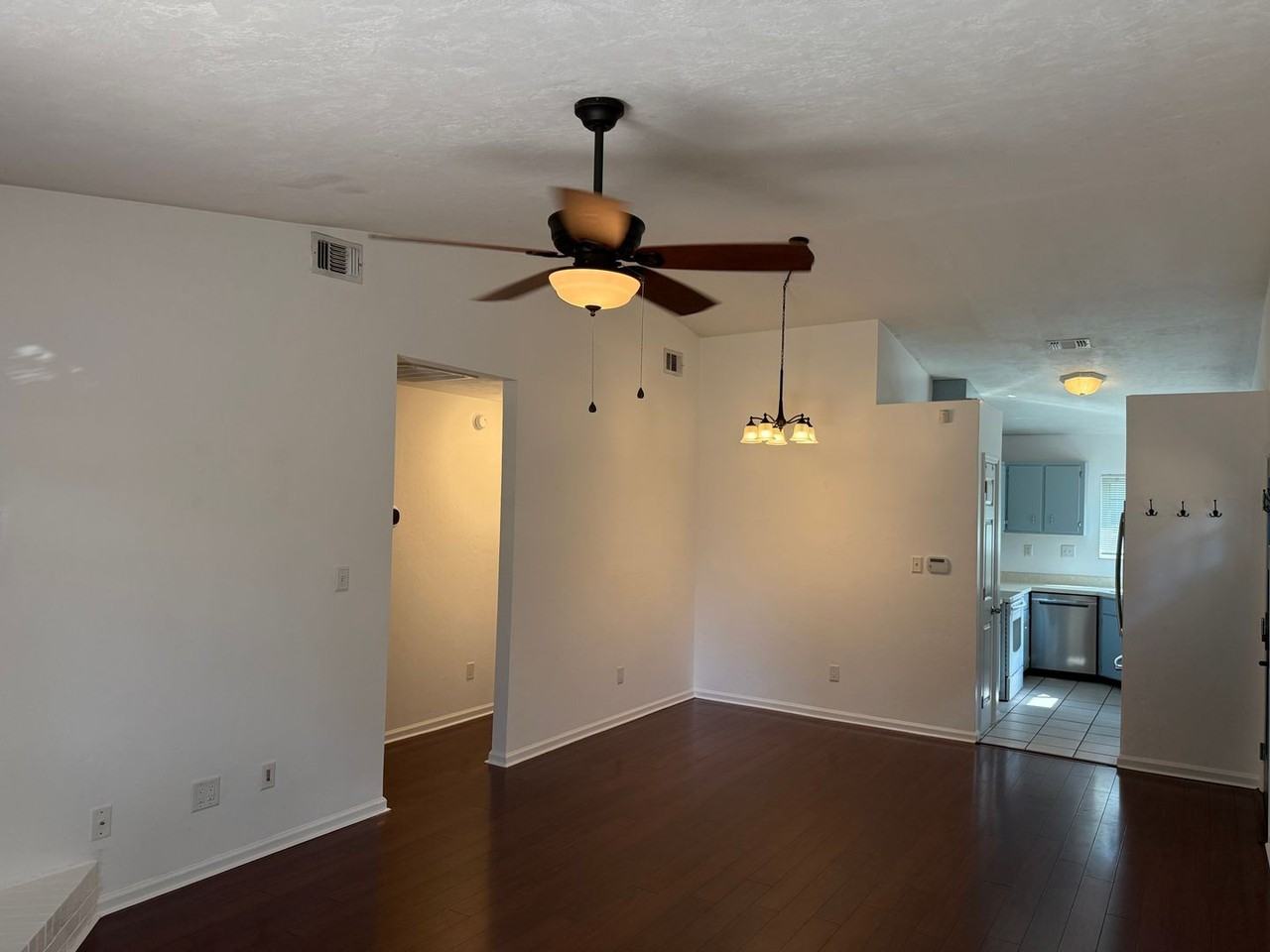 1796 Dax Ct - Photo 4 of 14