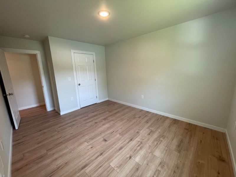 1040 W 2nd Street Ext #1C - Photo 7 of 10