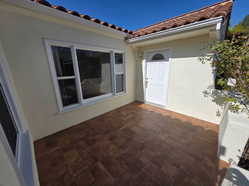 705 Balboa Ave - Photo 2 of 20