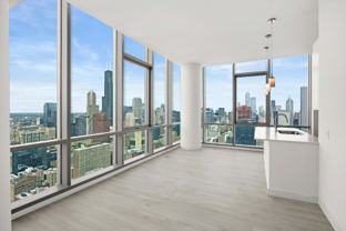 817 S Michigan Ave - Photo 1 of 1