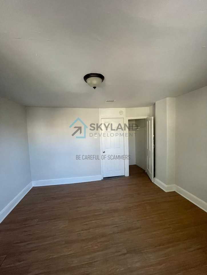 1519 N 60th St #2 - Photo 7 of 20