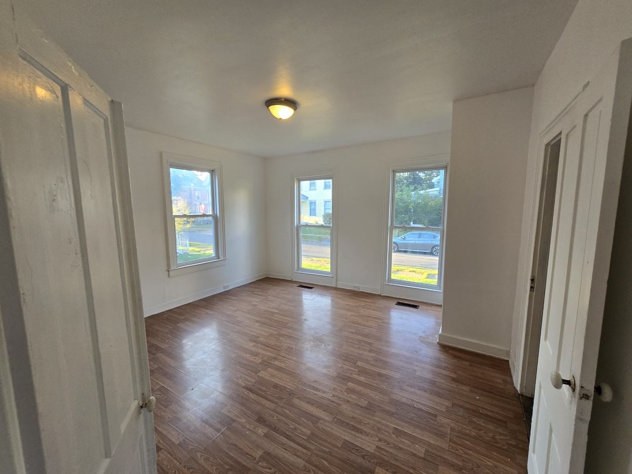 22 Clinton St #2 - Photo 2 of 5