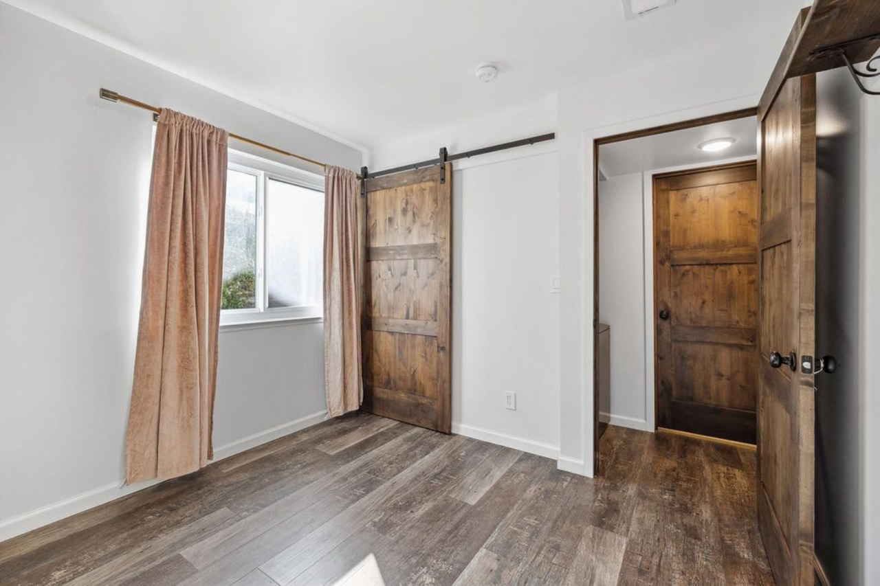 16 Woodstock Ct #16 - Photo 3 of 18