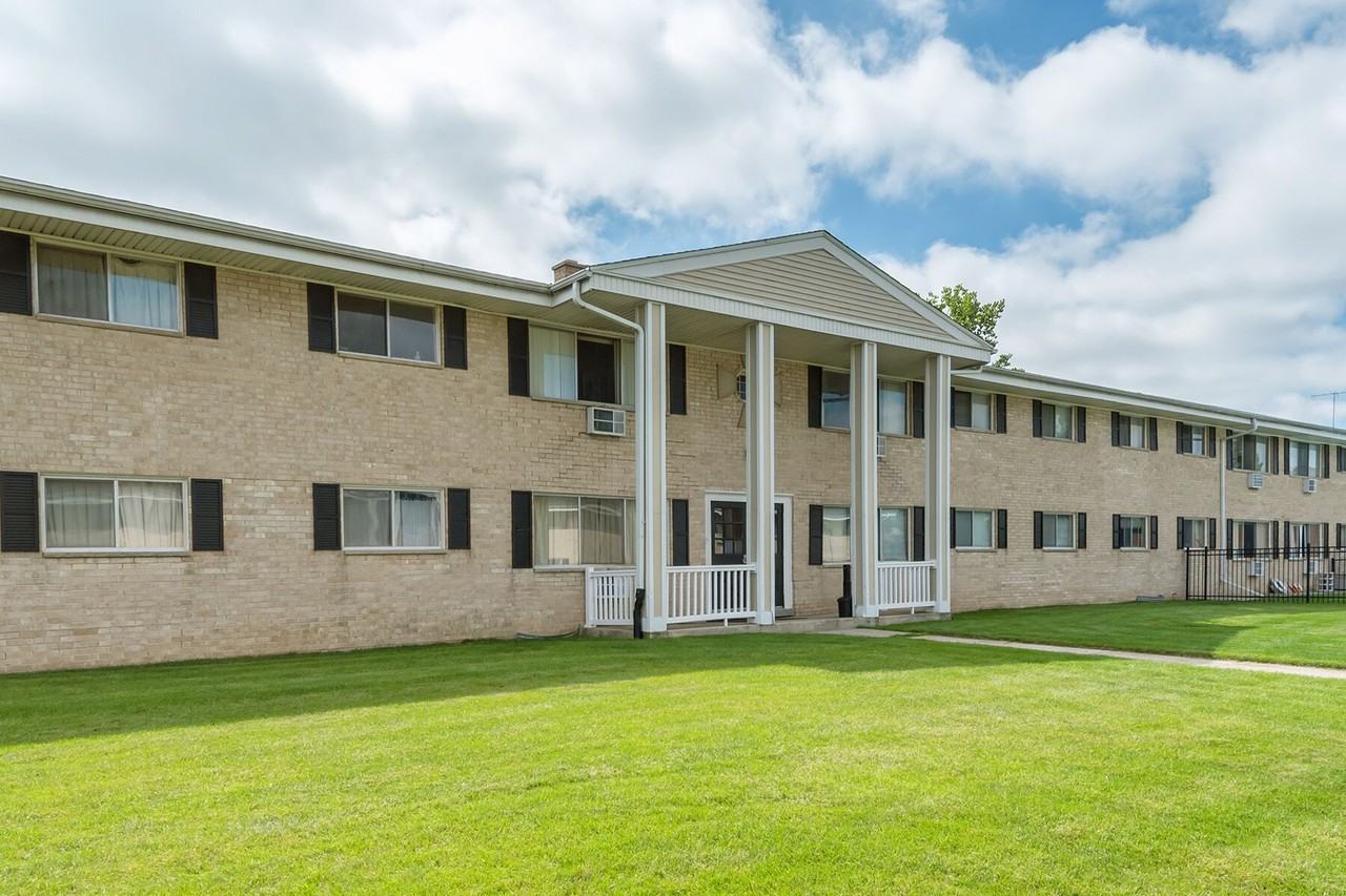 3550 Meachem Rd #9 - Photo 3 of 11