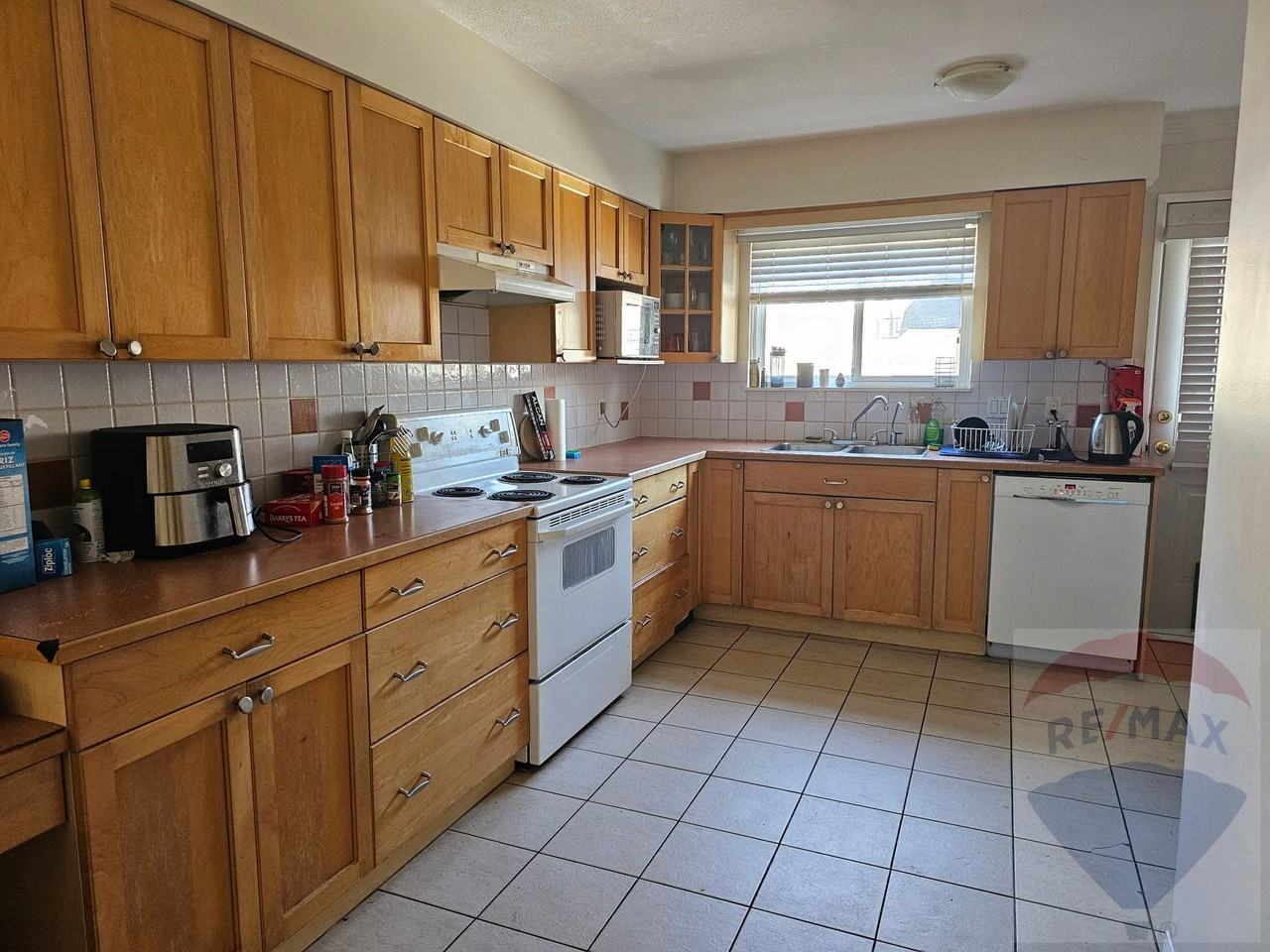 3275 West 32nd Avenue - Photo 7 of 18