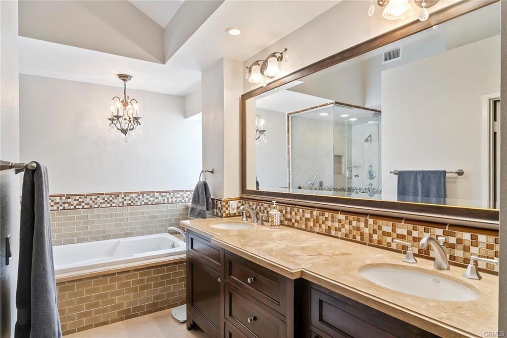 24709 Calle Altamira - Photo 3 of 8